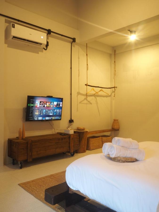 Makai Nap Hotell Thai Mueang Exteriör bild